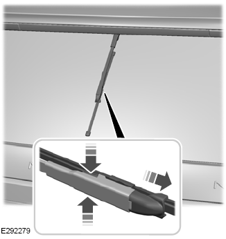 Lincoln Aviator. Changing the Rear Wiper Blades